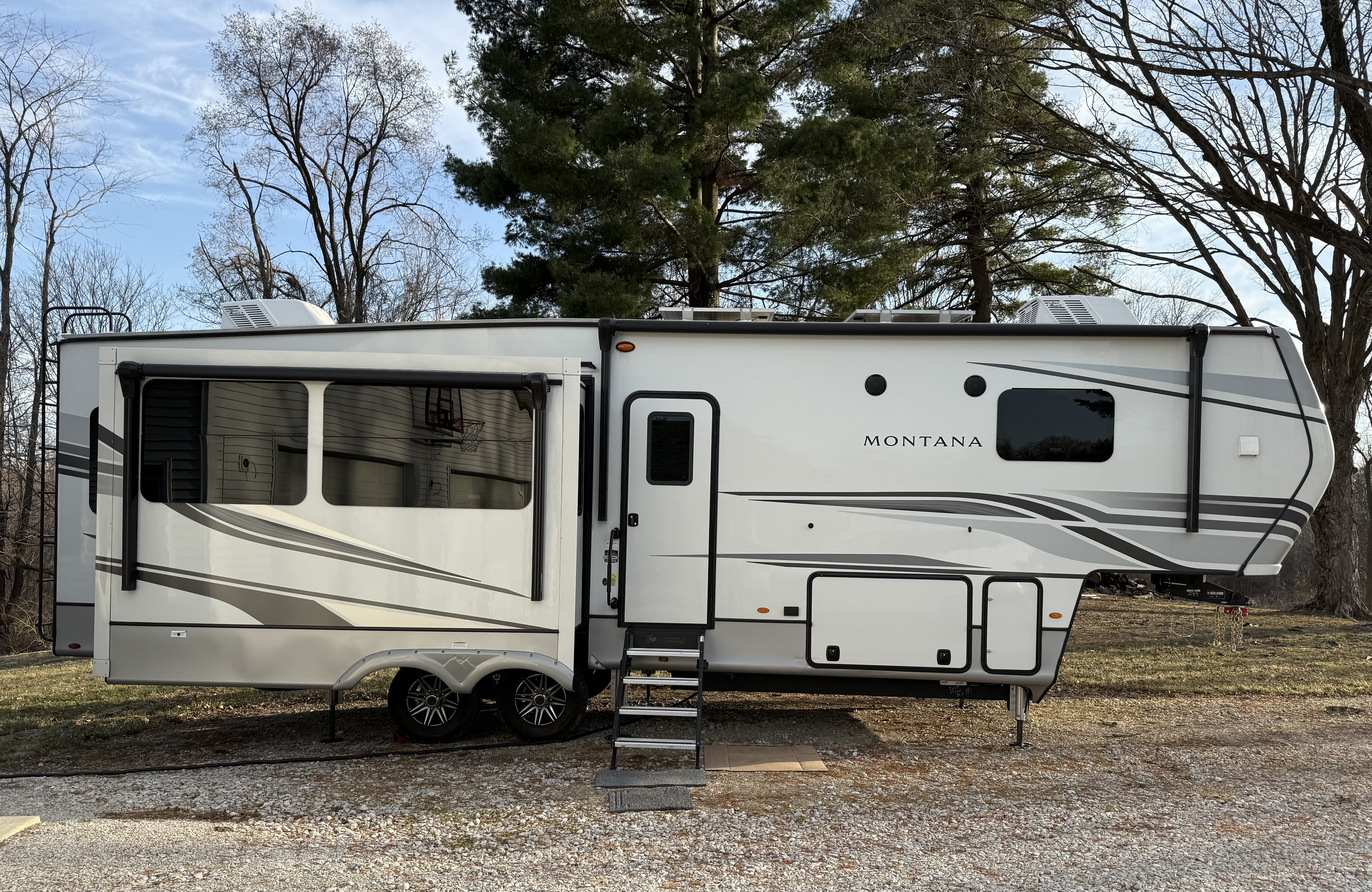 2023 Keystone MONTANA 3123RL RV