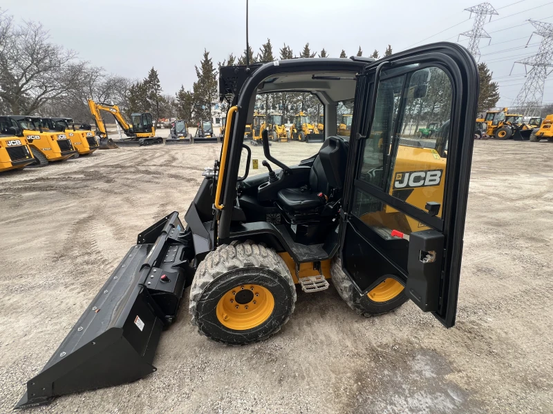 2026 JCB 270