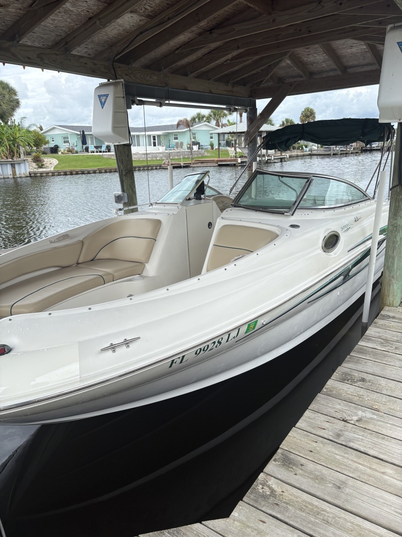 2001 Sea Ray 240 Sundeck in merritt island FL