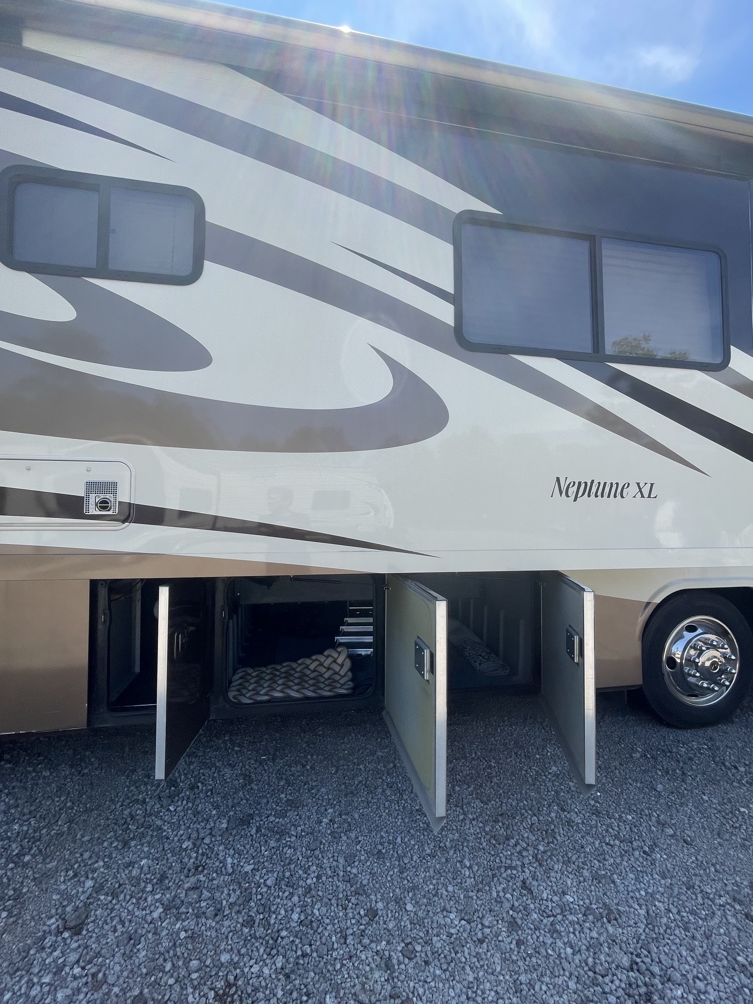 2008 Holiday Rambler NEPTUNE 37PDQ in burleson TX