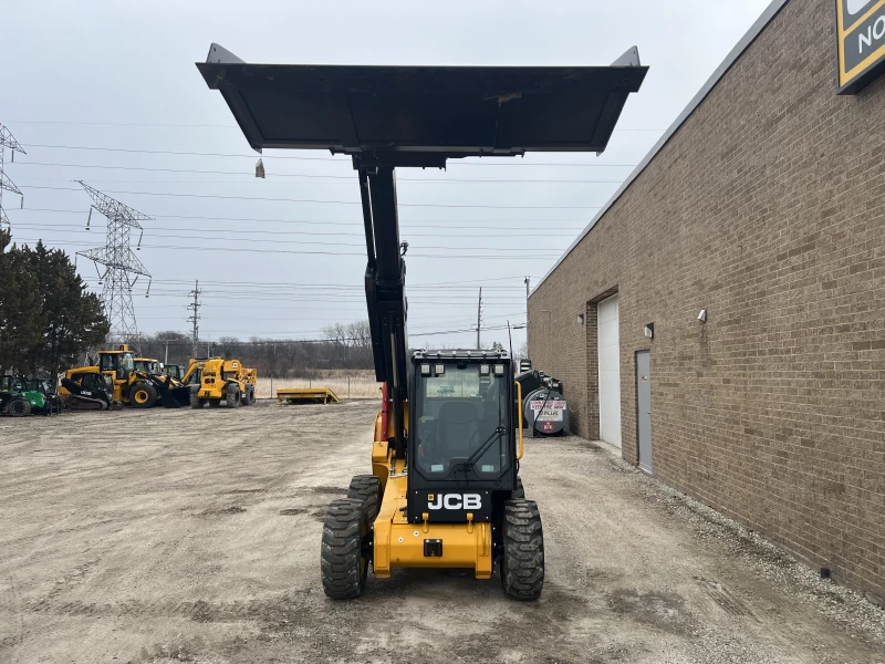 2026 JCB 3TS-8W