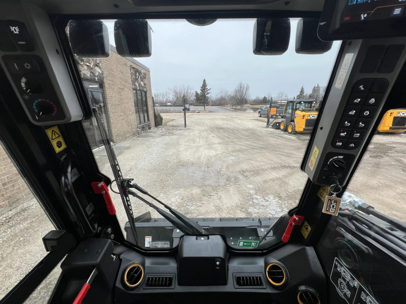 2026 JCB 3TS-8W