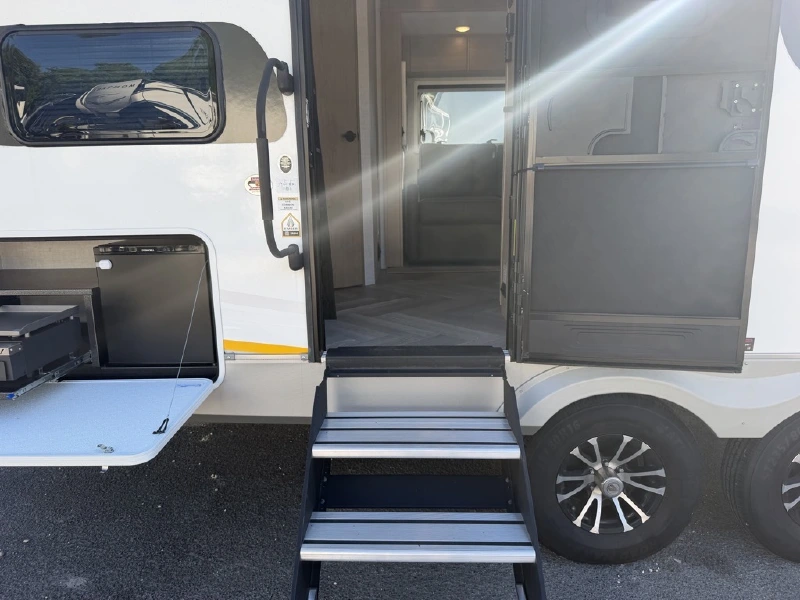 2024 EMBER RV TOURING EDITION 28BH