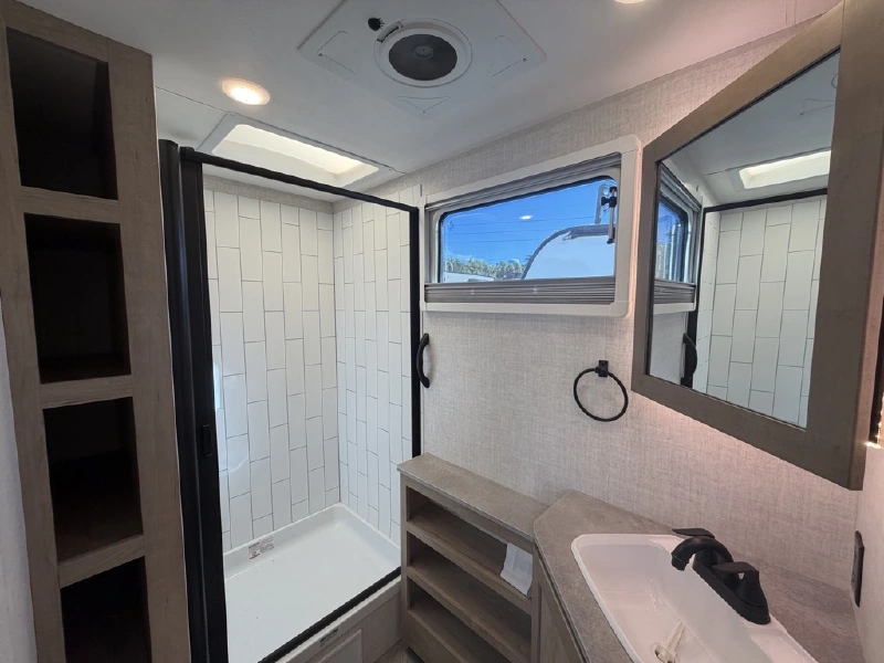 2024 EMBER RV TOURING EDITION 28BH