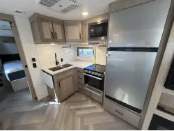 2024 EMBER RV TOURING EDITION 28BH