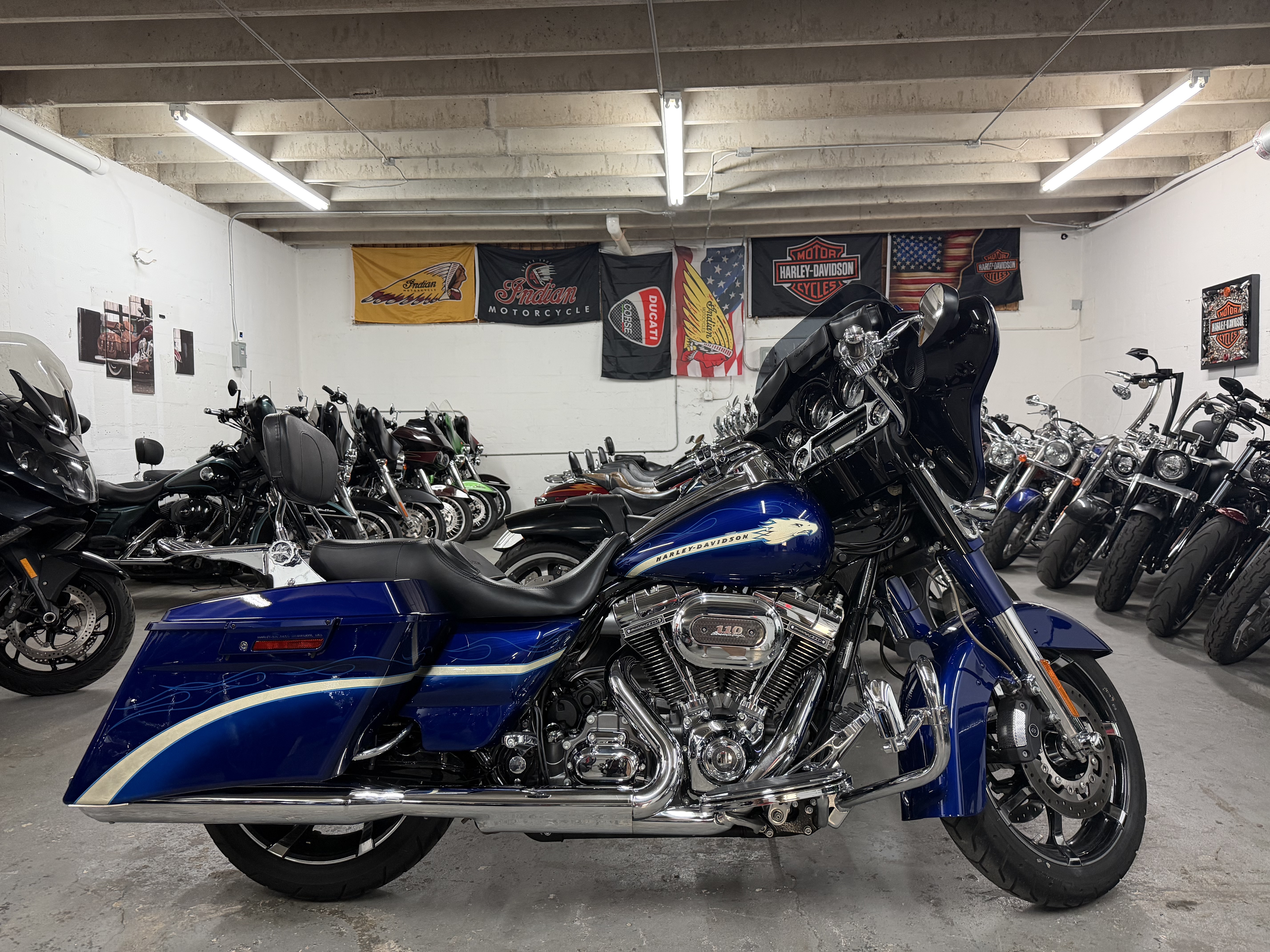 2010 Harley-Davidson STREET GLIDE CVO CVO in Miami, FL