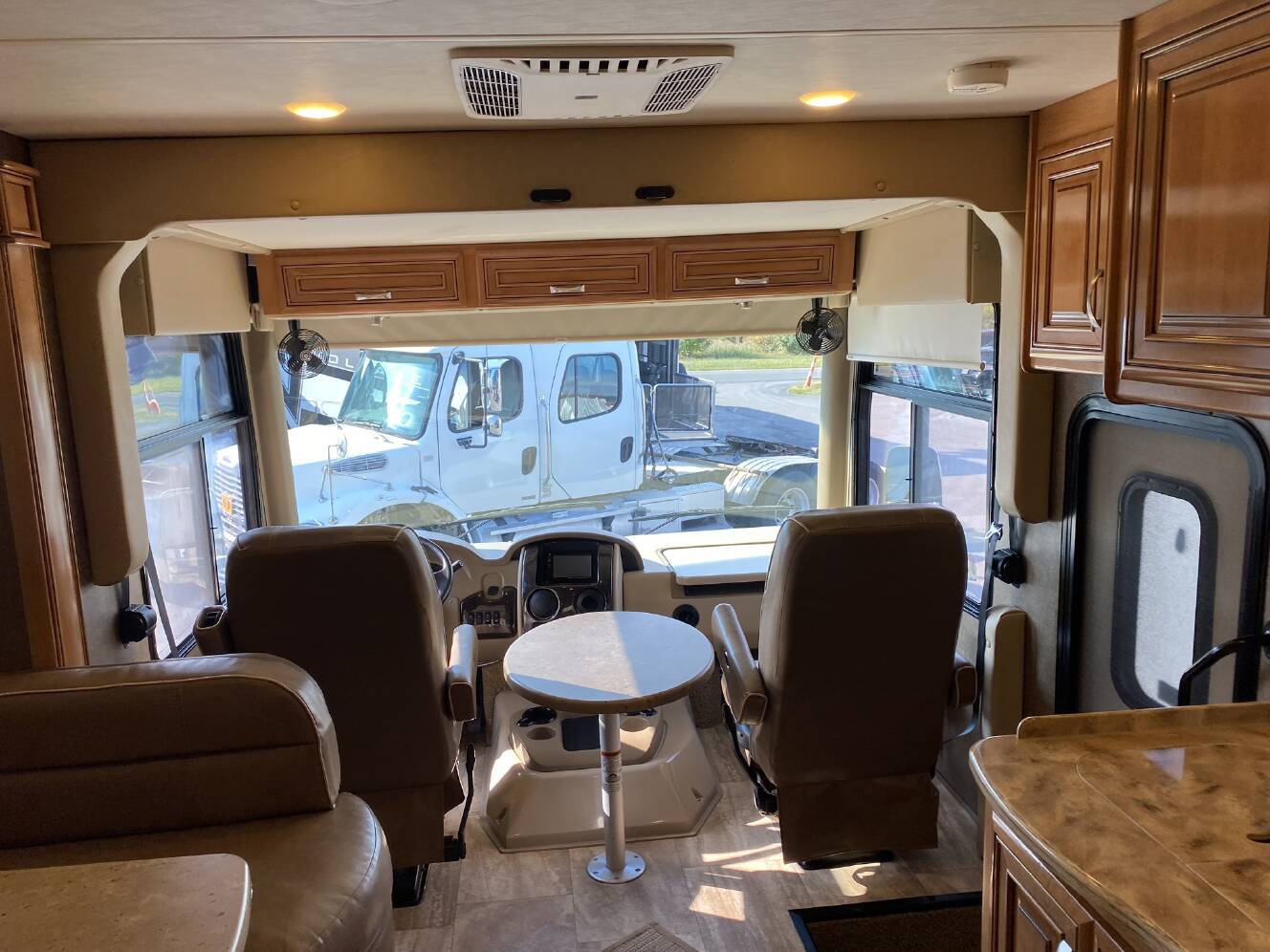 A photo of this 2017 Thor Motor Coach CHALLENGER 37LX