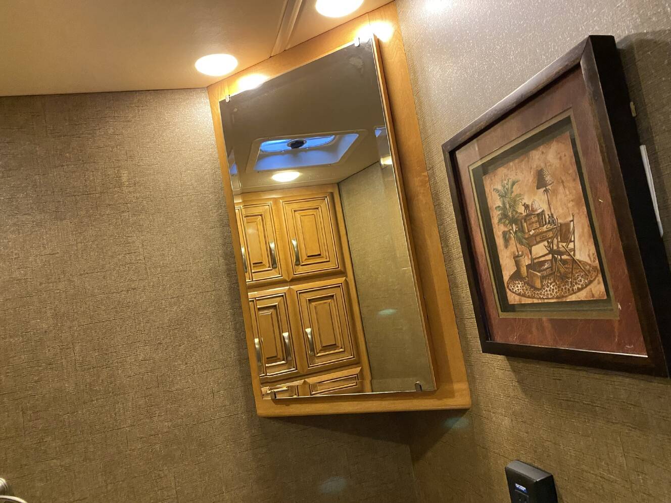 A photo of this 2017 Thor Motor Coach CHALLENGER 37LX
