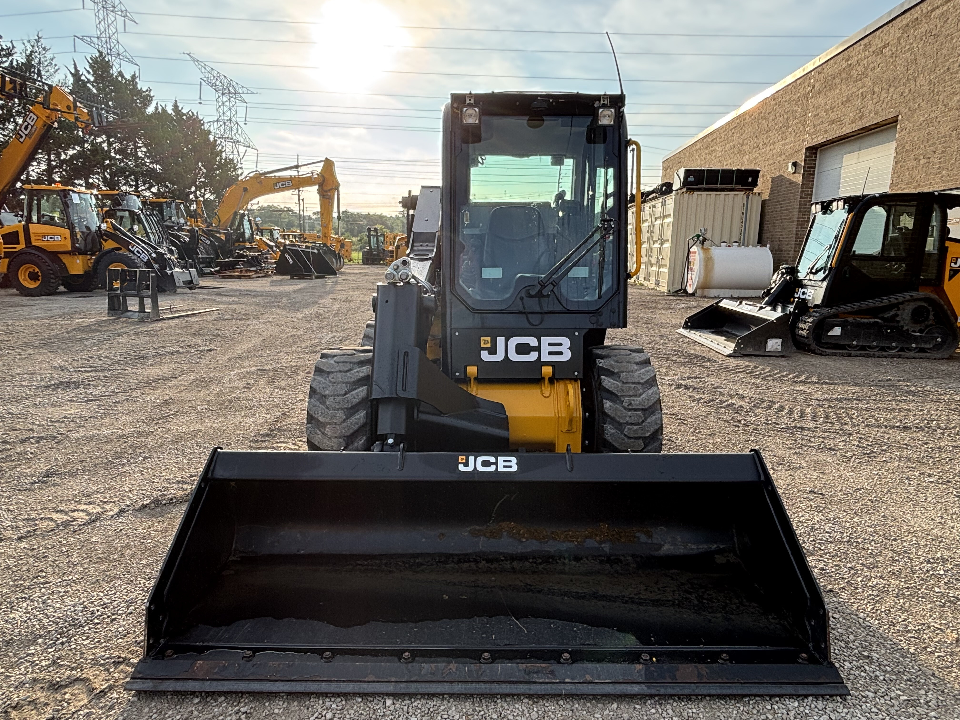 2025 JCB 270 in West Chicago, IL