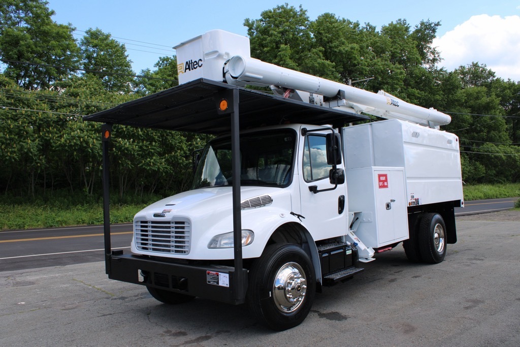 2014 FREIGHTLINER M2 in Carbondale, PA