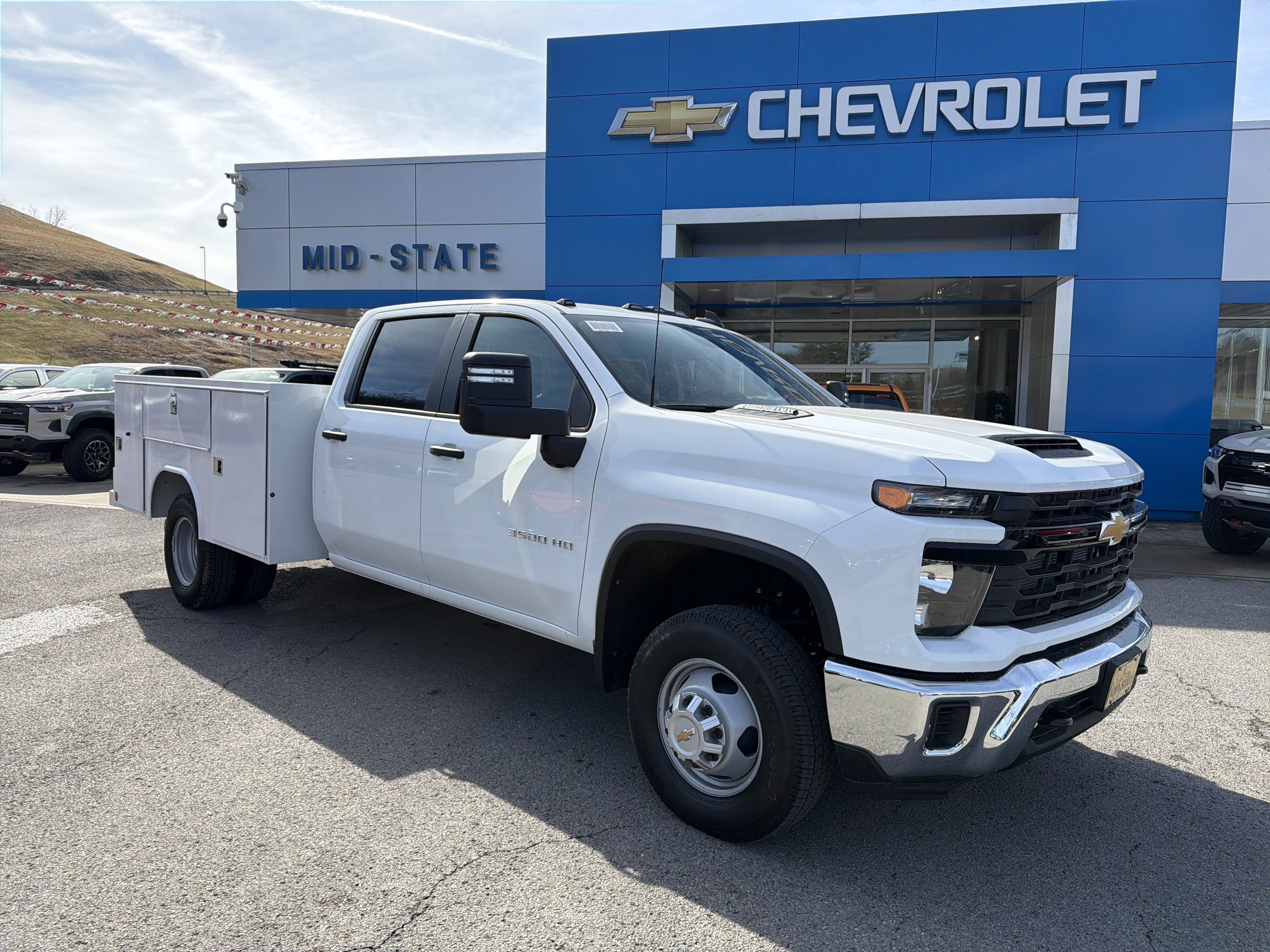 2026 CHEVROLET Silverado 3500HD CC in Sutton, WV