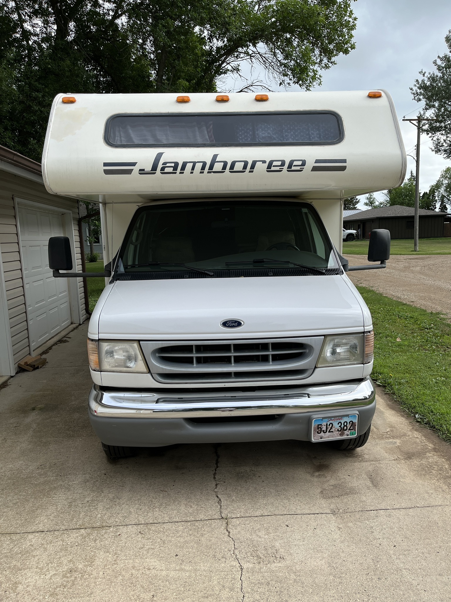 2001 Fleetwood JAMBOREE 26Q in wallace SD