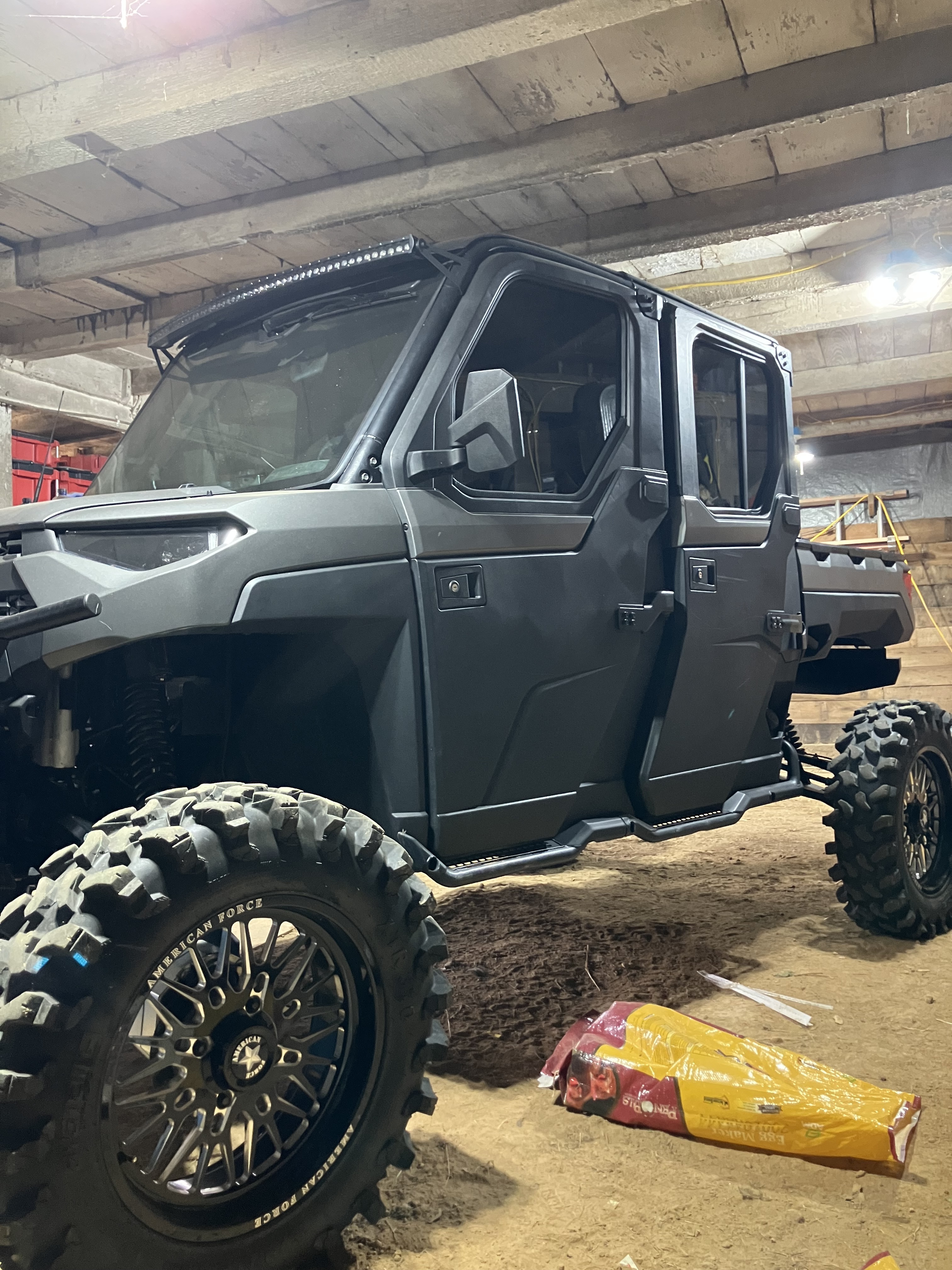 2022 Polaris RANGER CREW XP 1000 NORTHSTAR EDITION PREMIUM in breese IL