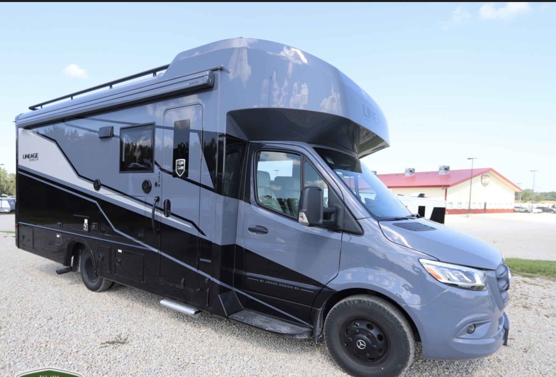 2025 Grand Design LINEAGE SERIES M 25FW RV