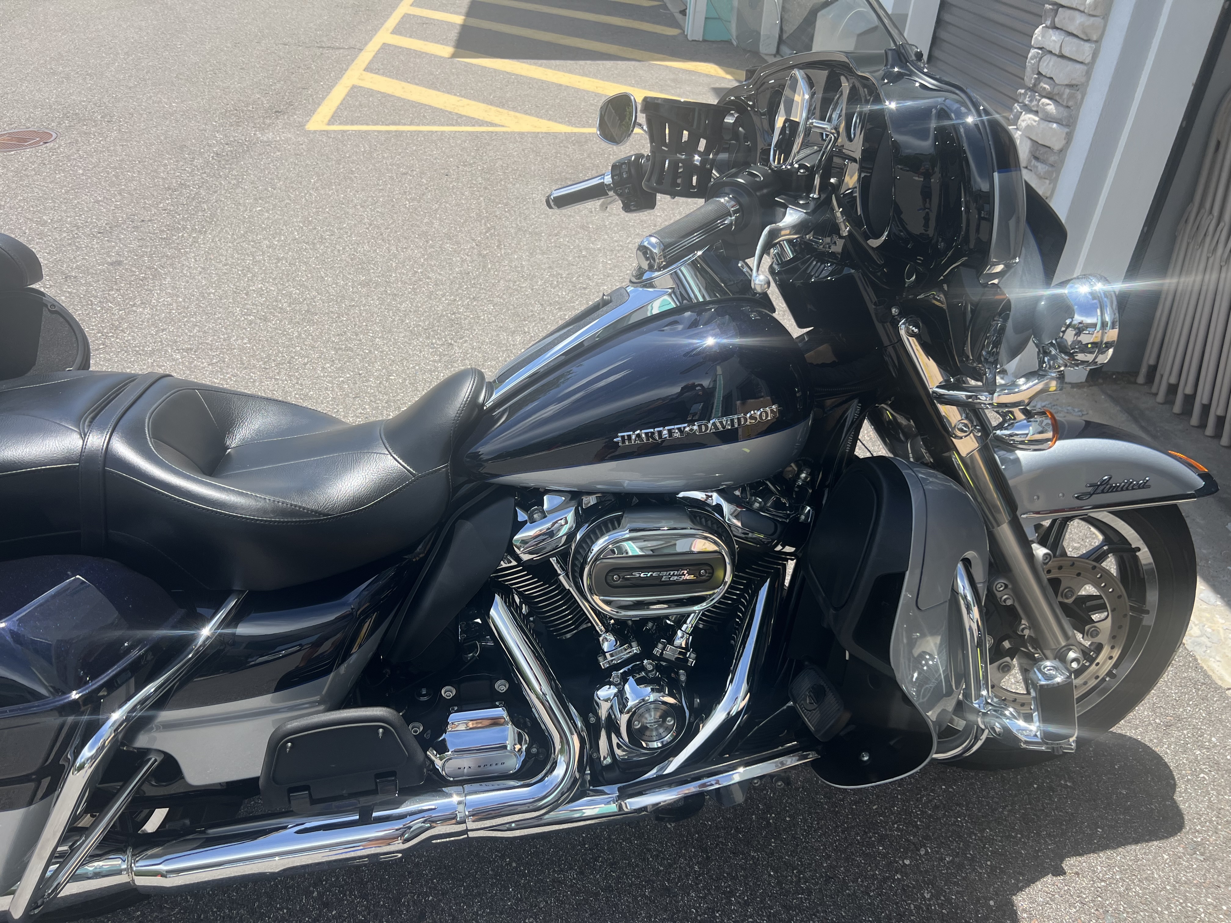 2019 Harley-Davidson STREET GLIDE ULTRA ULTRA in St. Petersburg, FL