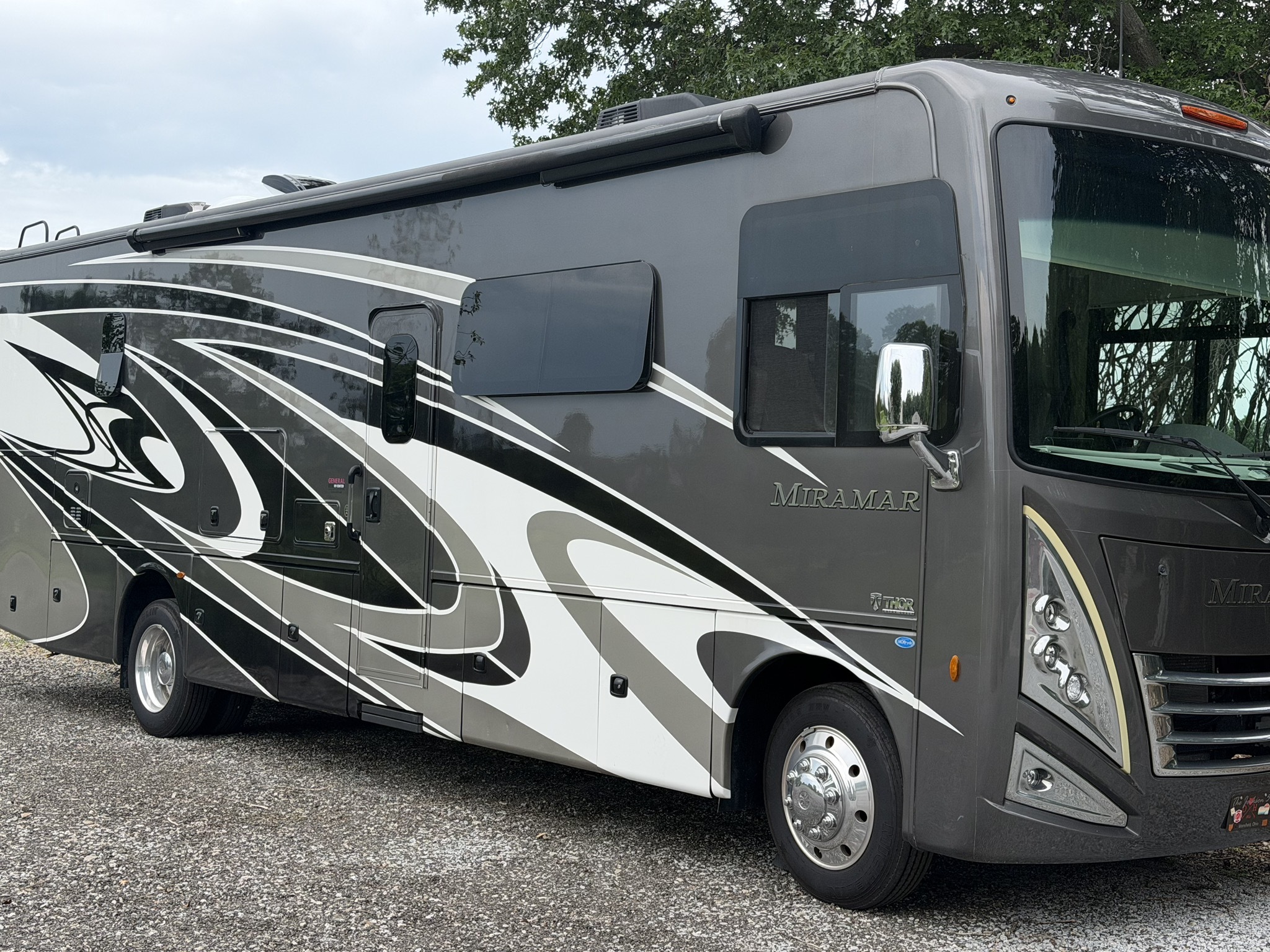 2022 Thor Motor Coach MIRAMAR 34 6 RV