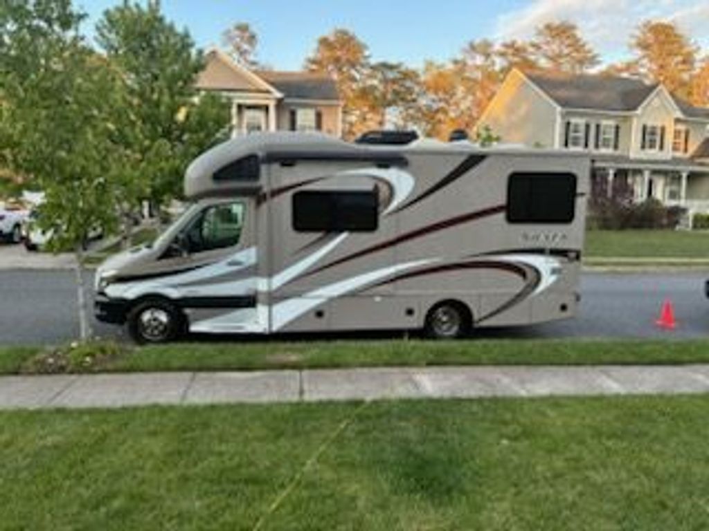 2016 Thor Motor Coach Siesta Sprinter 24SR in hamilton NJ