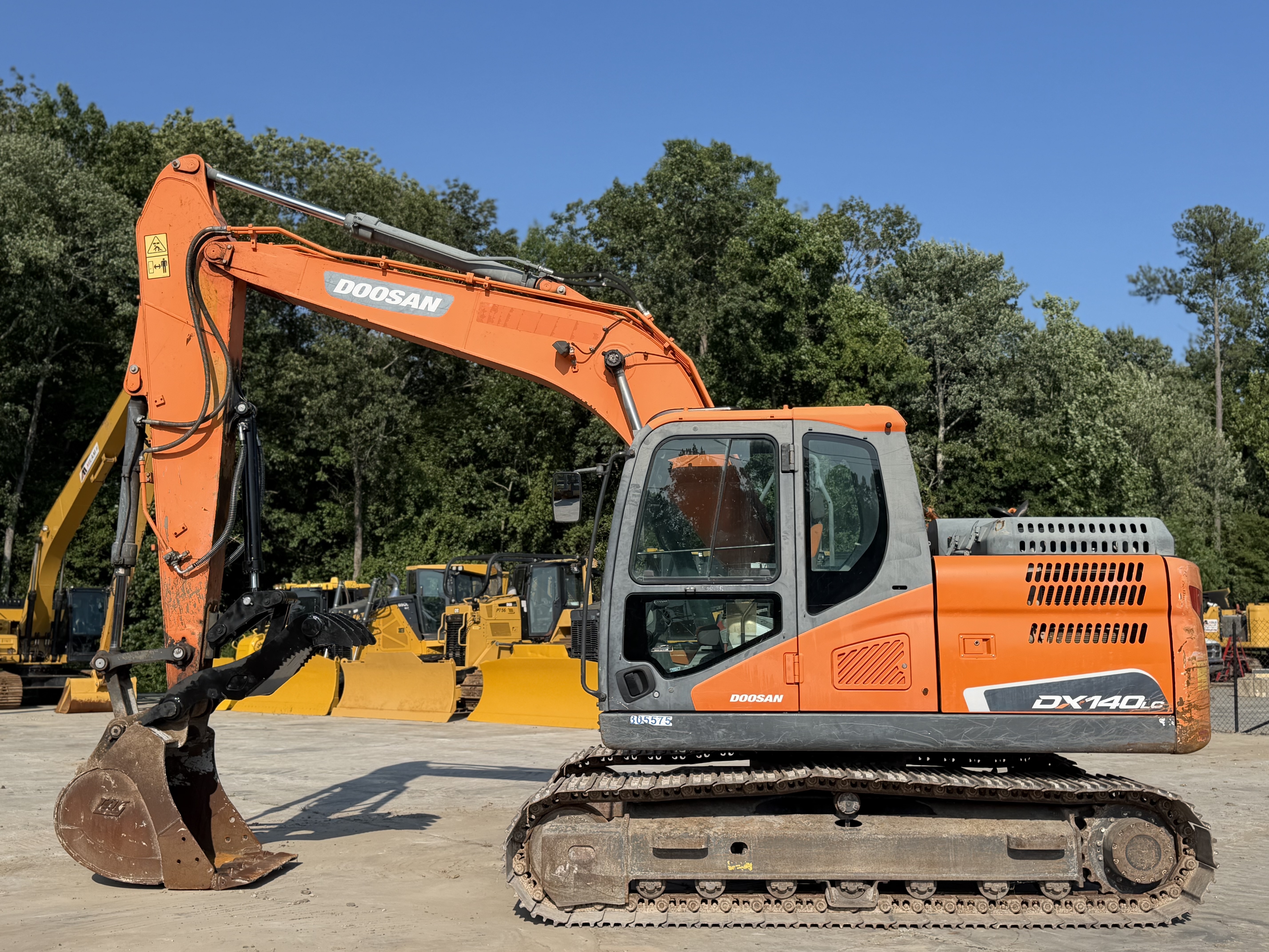 2019 DOOSAN DX140 LC-5 in Leland, NC