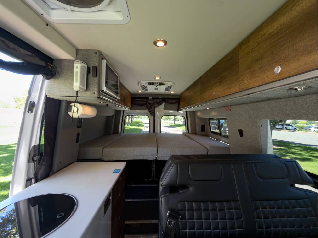 A photo of this 2023 Storyteller Overland CLASSIC MODE