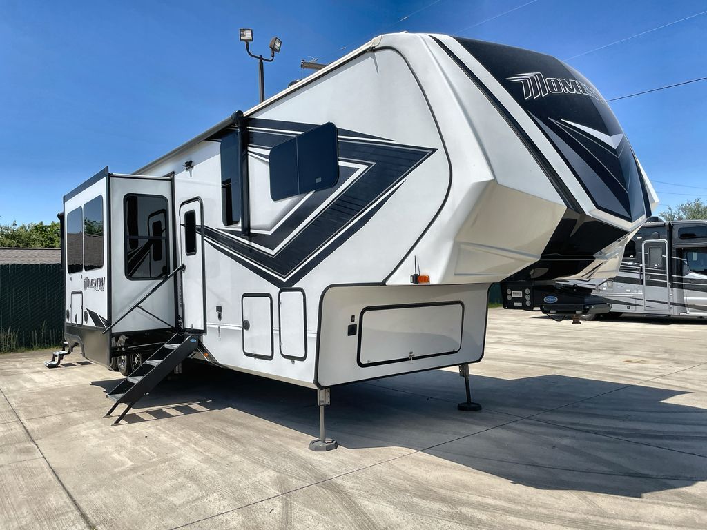 2022 Grand Design Momentum M-Class 381MS in ft worth TX