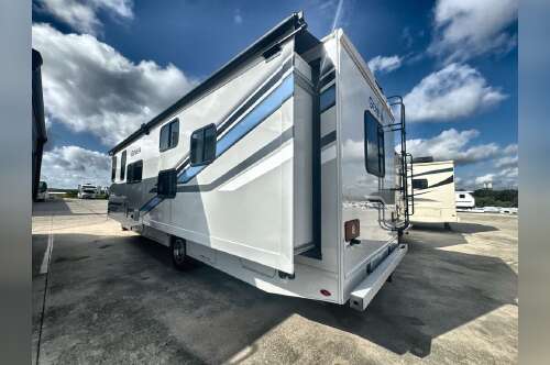 2026 Thor Motor Coach Geneva 31VT in seguin TX