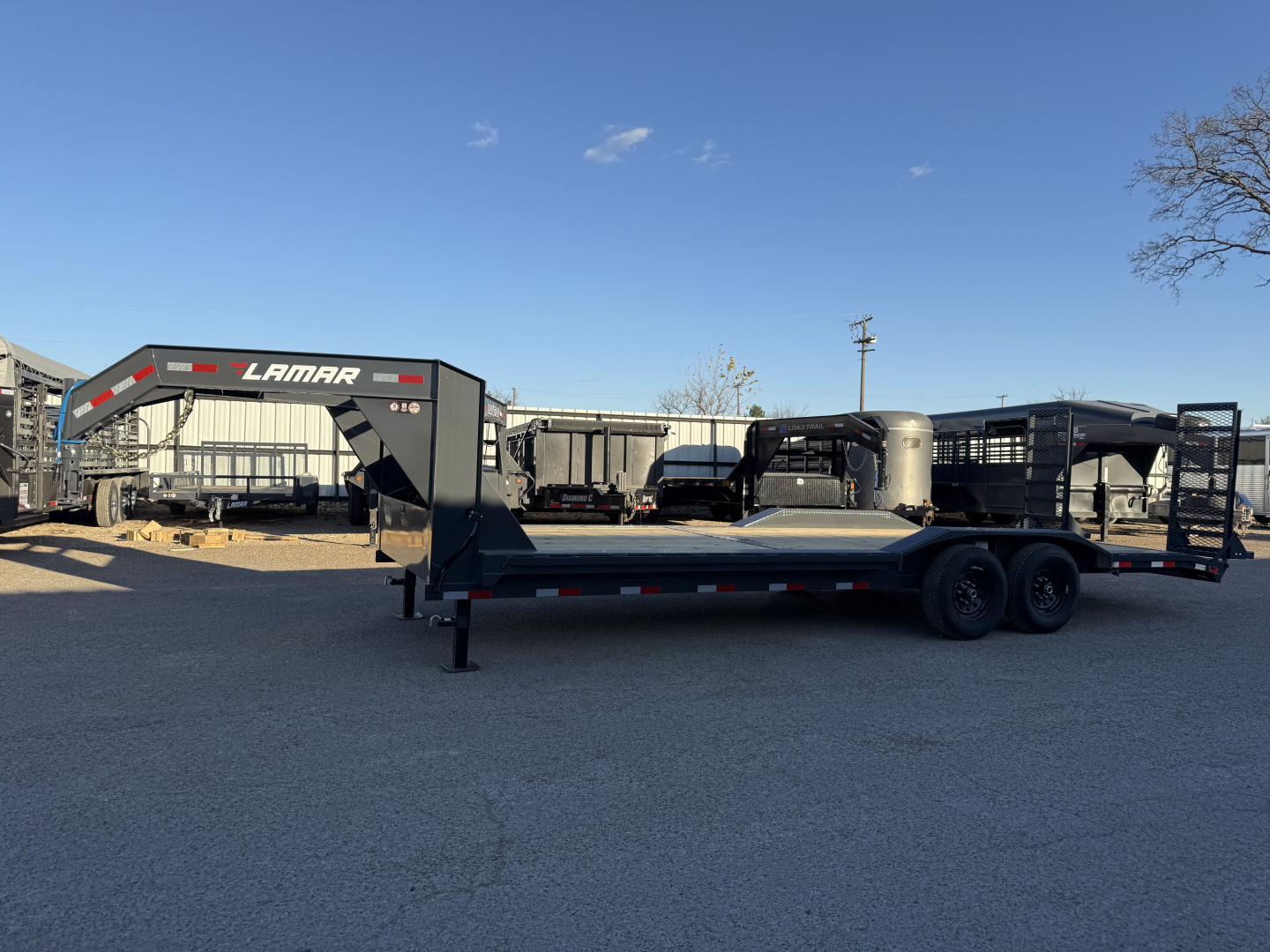 2026 Lamar Trailers 102x24 GN 14K in Waco, TX
