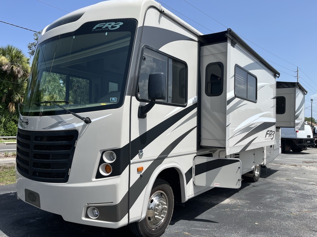 2017 Forest River Rv FR3 29DS in titusville FL