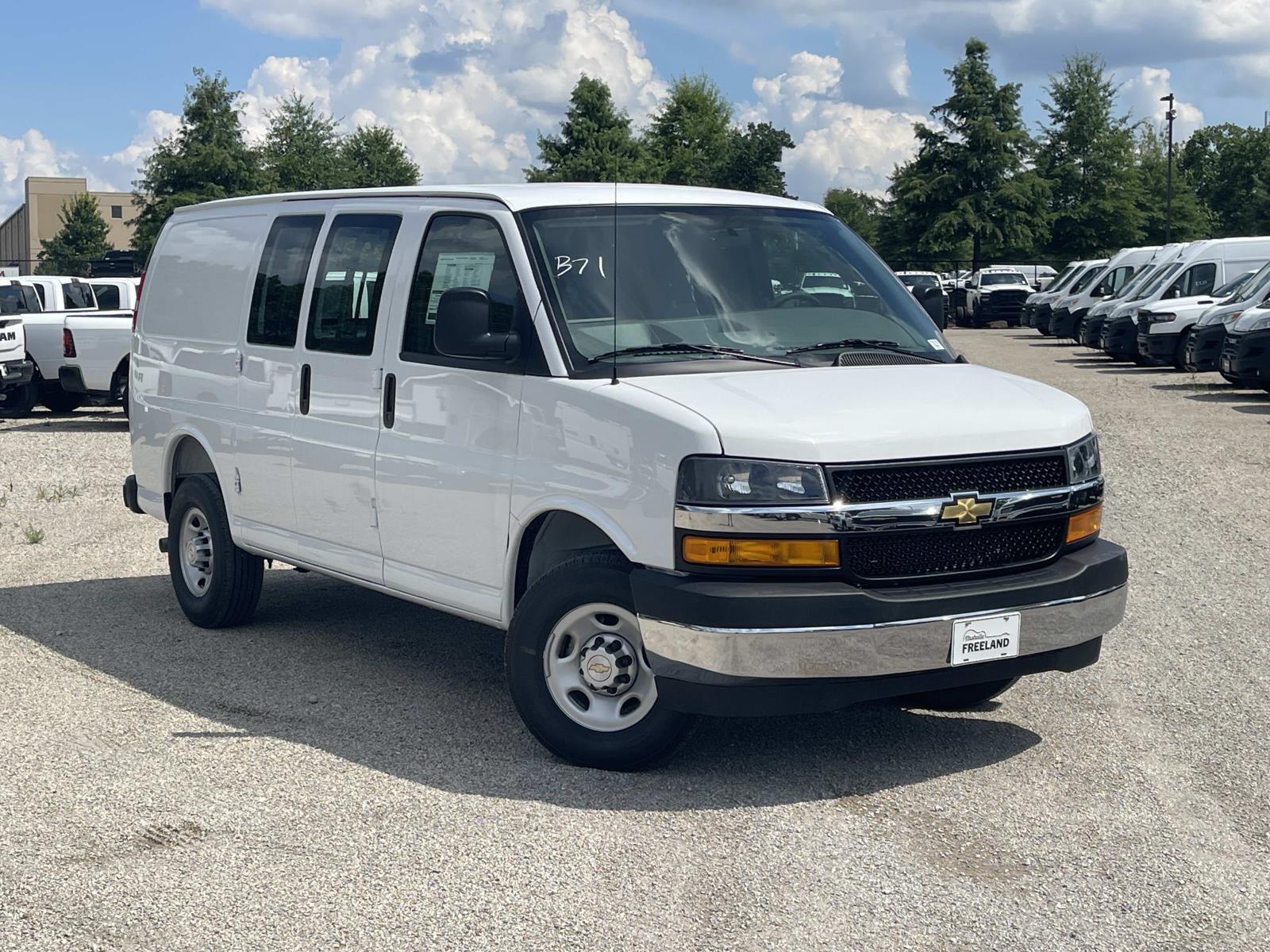2026 CHEVROLET Express 2500 in Antioch, TN