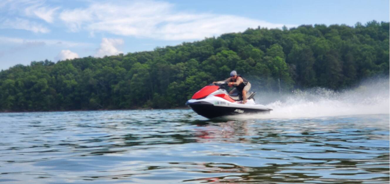 A photo of this 2020 Kawasaki JET SKI STX 160