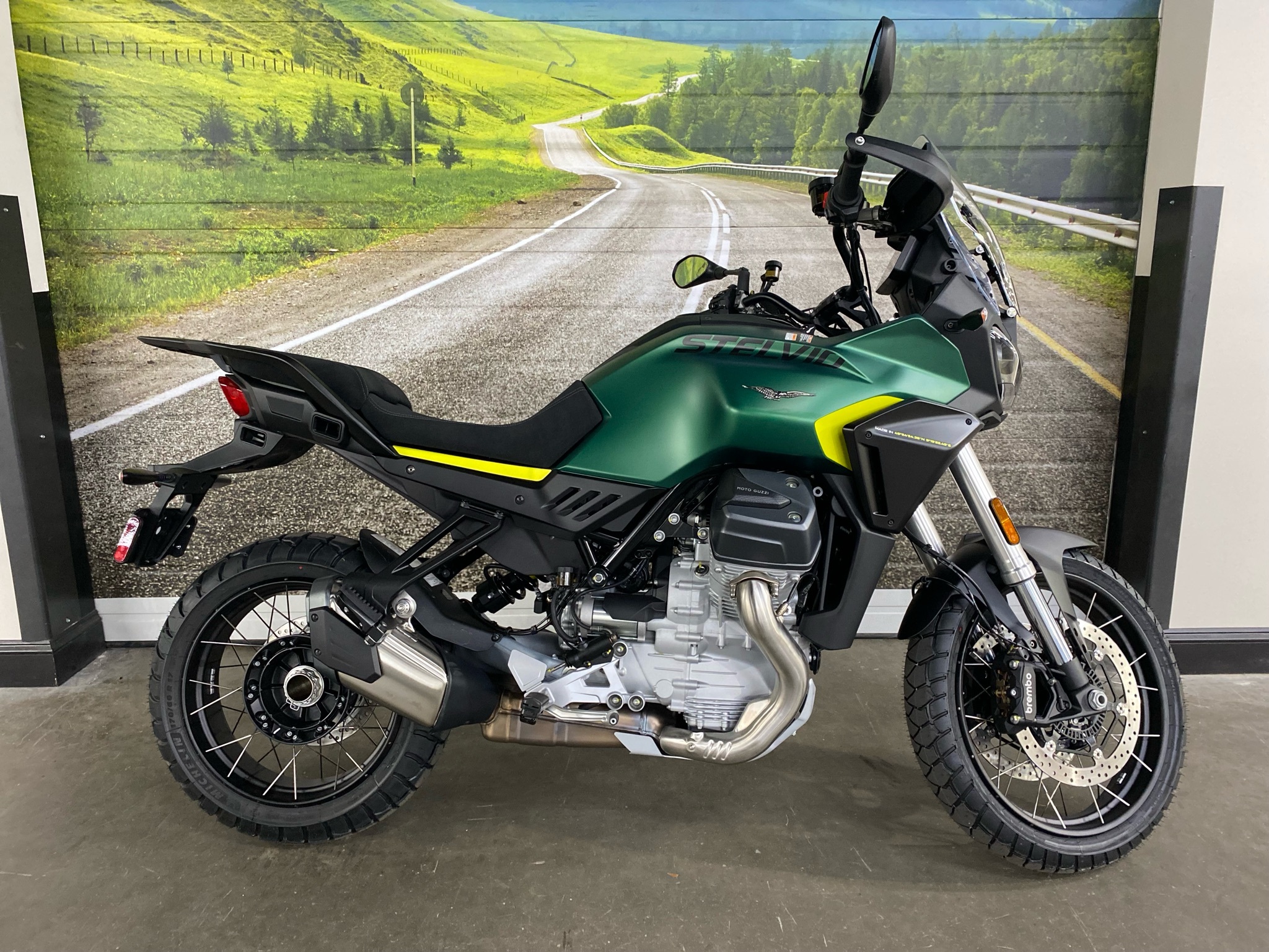 2027 Moto Guzzi Stelvio PFF Rider Assistance Solution BASE in Greer, SC