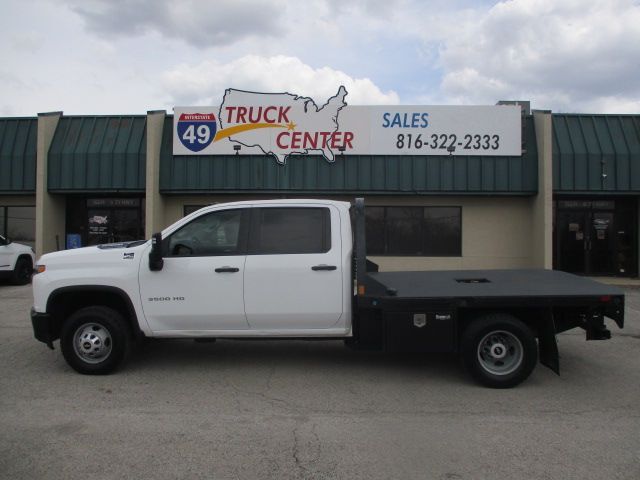 2020 CHEVROLET Silverado 3500HD CC in Grandview, MO