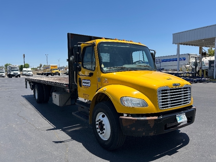 2020 FREIGHTLINER BUSINESS CLASS M2 106 in Ceres, CA