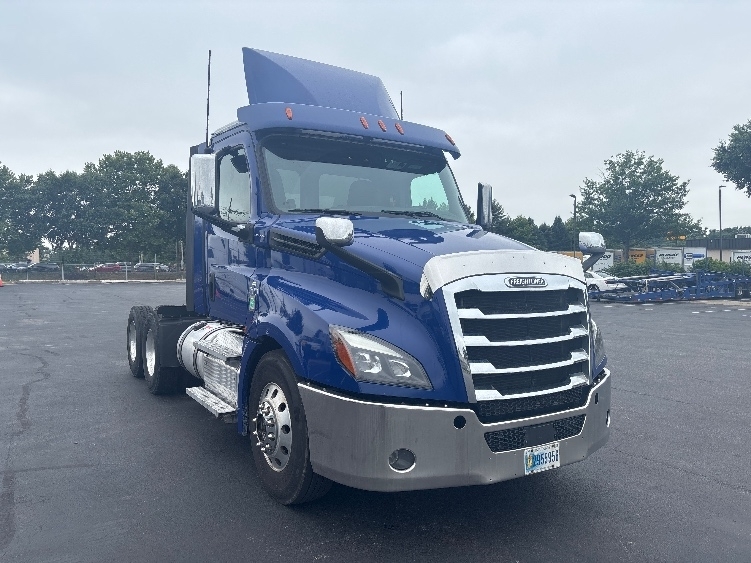 2021 FREIGHTLINER CASCADIA 126 in New Castle, DE