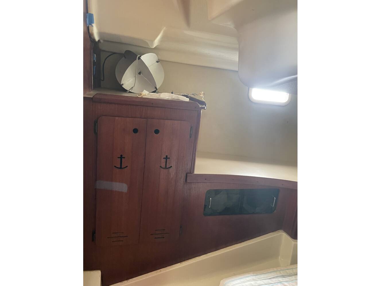 A photo of this 1989 Hunter LEGEND 37