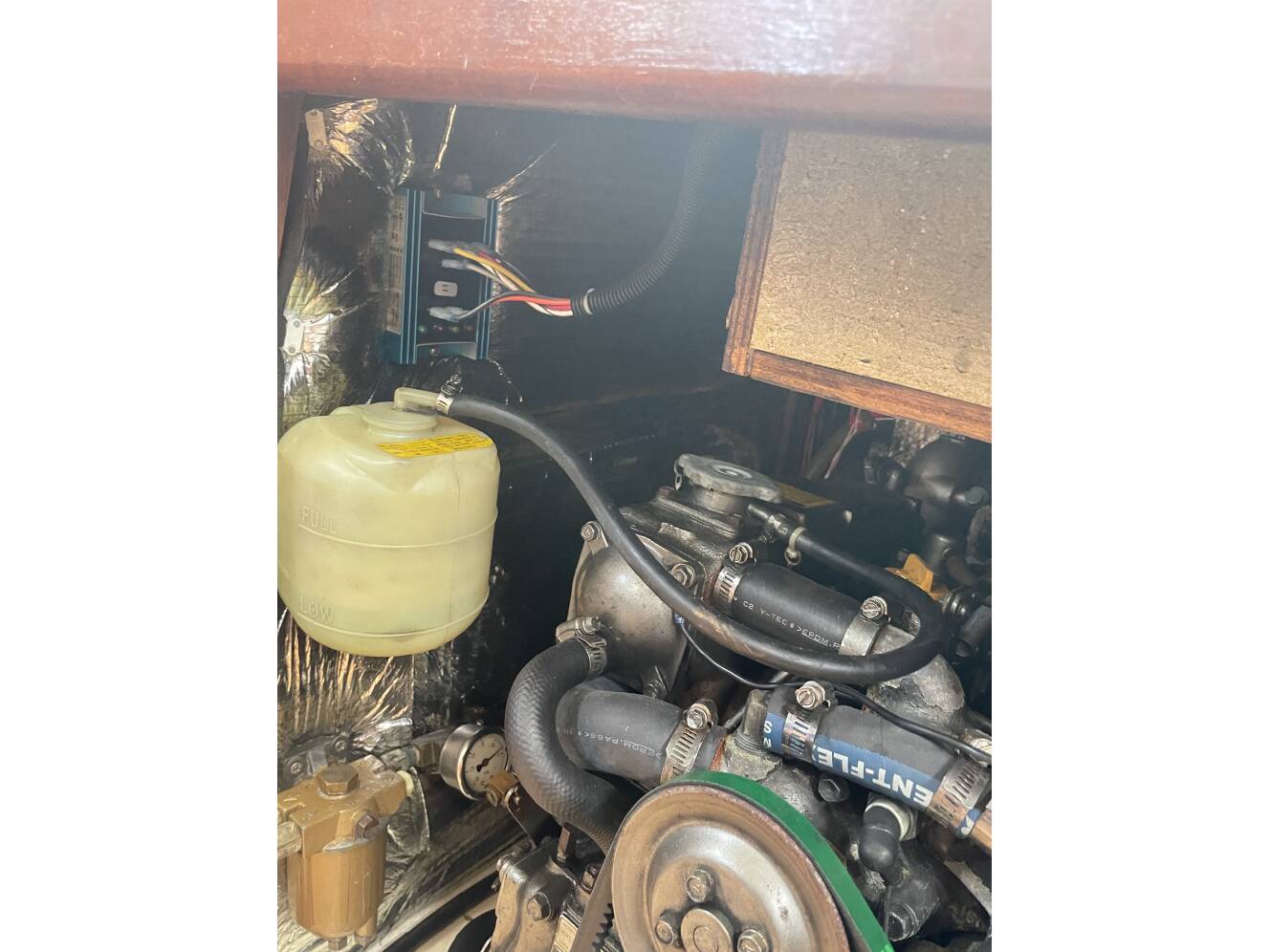 A photo of this 1989 Hunter LEGEND 37