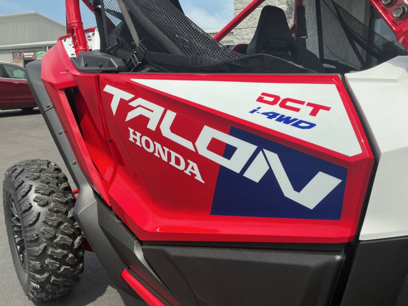 A photo of this 2026 Honda SXS10S2RDT