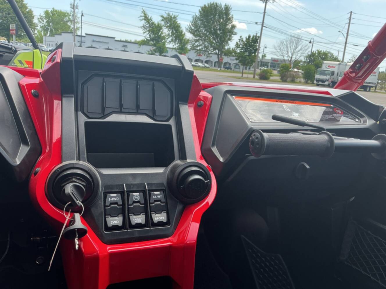 A photo of this 2026 Honda SXS10S2RDT