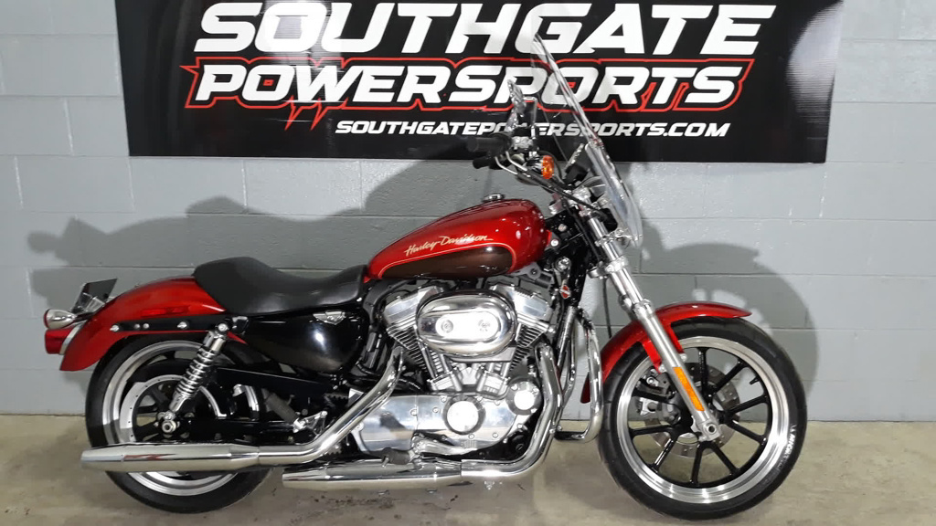 2013 Harley-Davidson Sportster XL883 SUPERLOW SUPERLOW in Southgate, MI