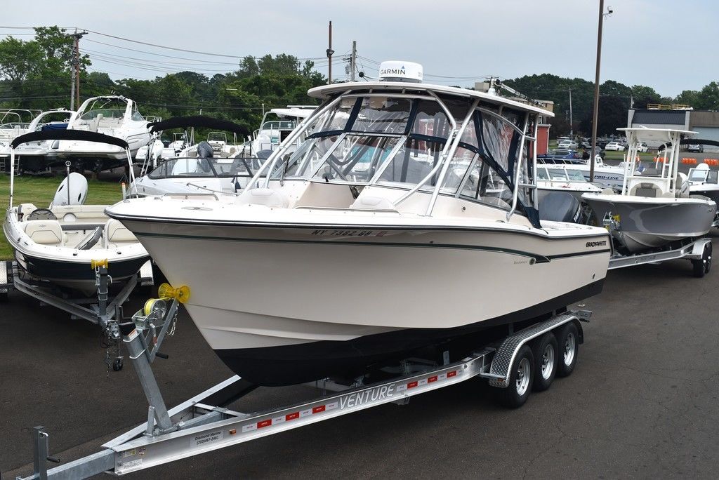 2010 Grady White 275 Tournament Dual Console in east haven CT