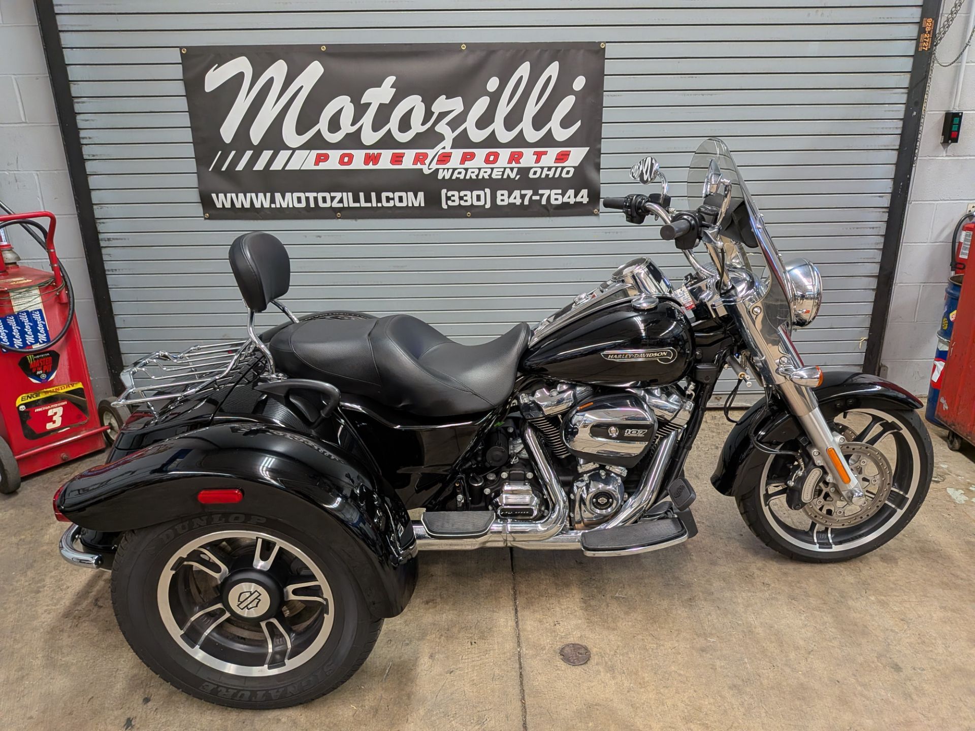 2017 Harley-Davidson Freewheeler in Warren, OH