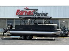 Bennington 23 M Fastback Review image