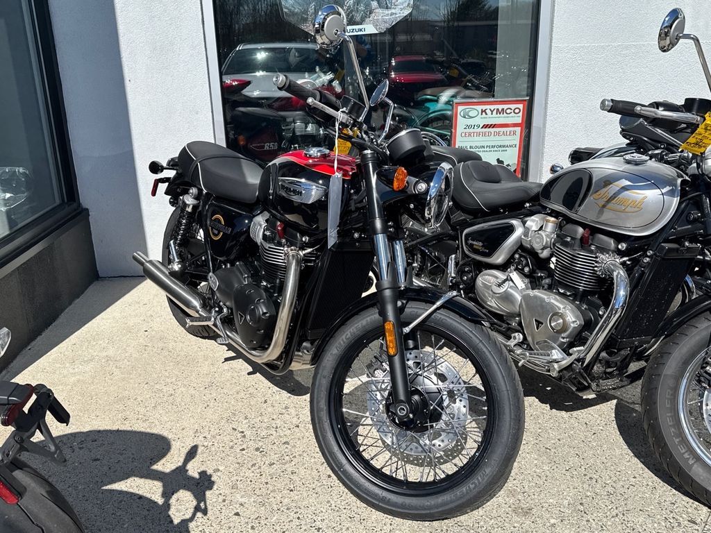2026 Triumph BONNEVILLE T100 in Augusta, ME