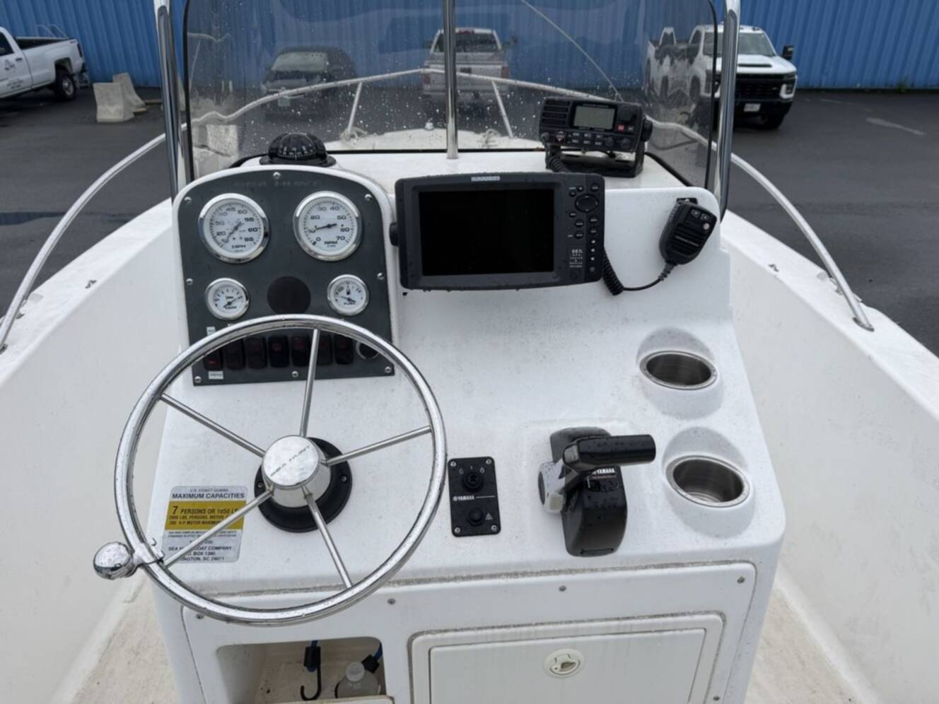 A photo of this 2006 Sea Hunt 207 TRITON