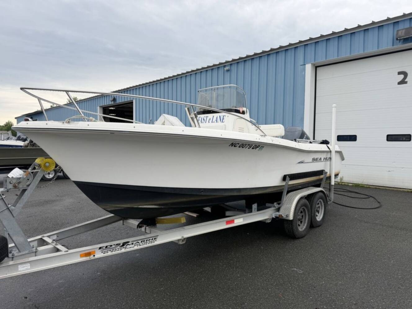 A photo of this 2006 Sea Hunt 207 TRITON