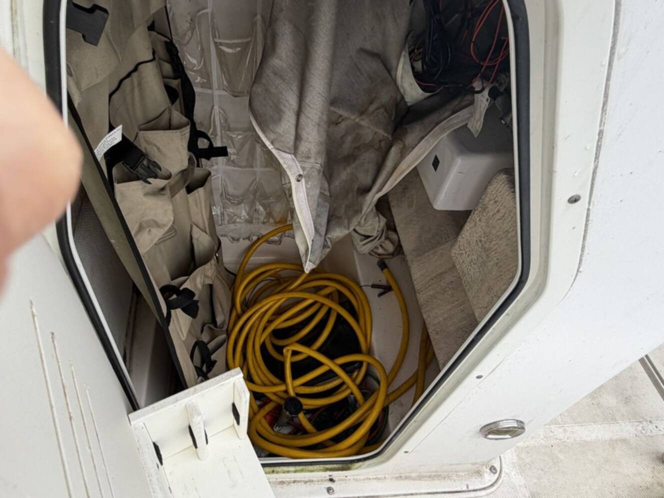 A photo of this 2006 Sea Hunt 207 TRITON