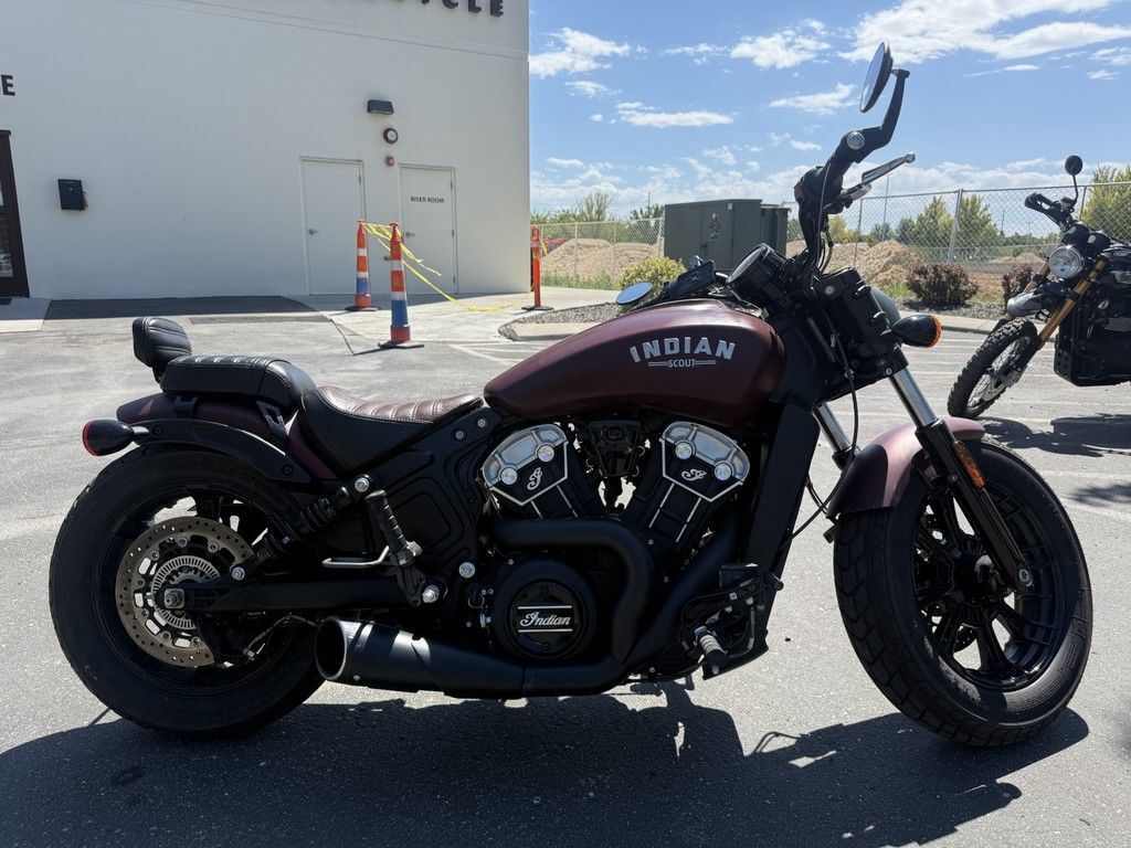 2021 Indian Motorcycle® Scout® Bobber ABS Maroon Metallic Smoke BOBBER in Meridian, ID