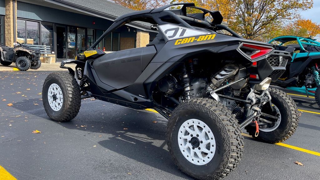 2025 Can-Am Maverick R X RS with Smart-Shox in bensalem PA