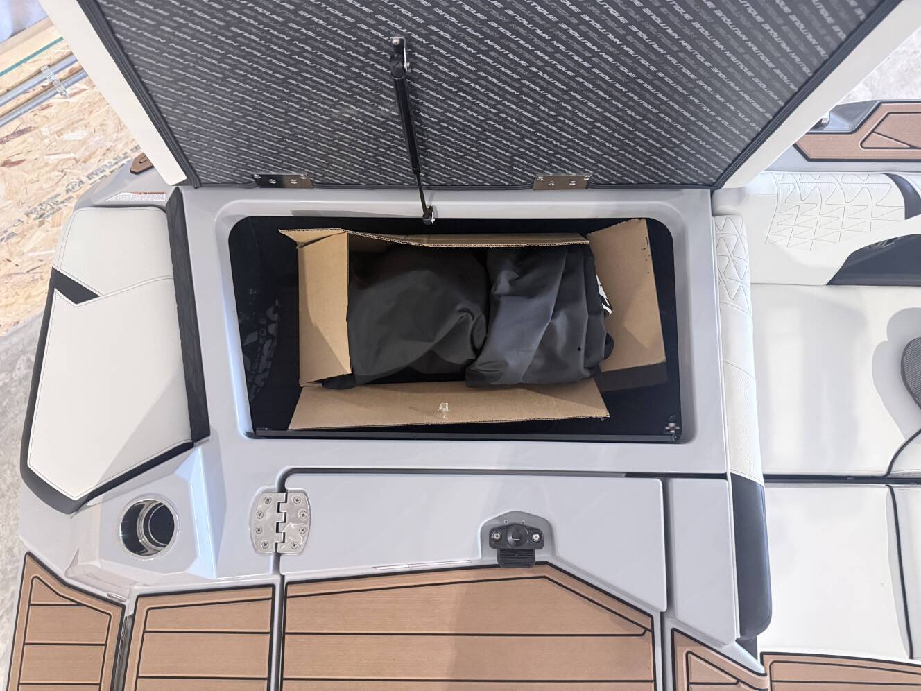 A photo of this 2026 Nautique GS24