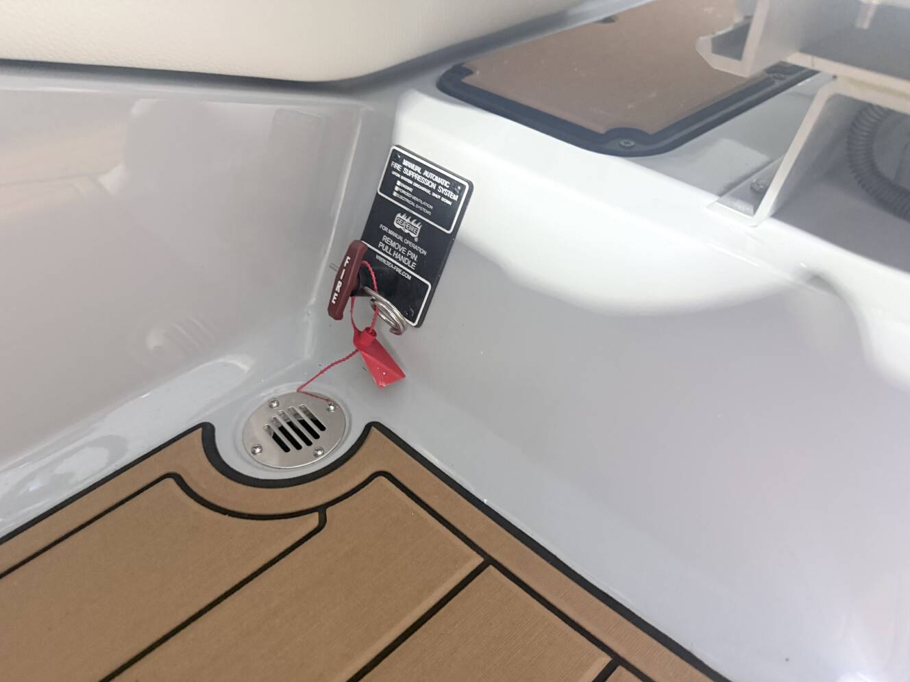 A photo of this 2026 Nautique GS24