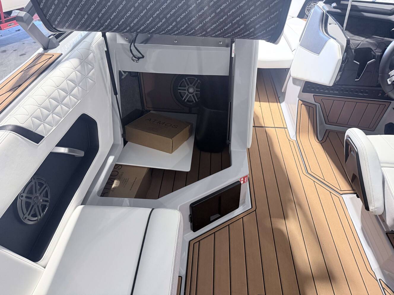 A photo of this 2026 Nautique GS24